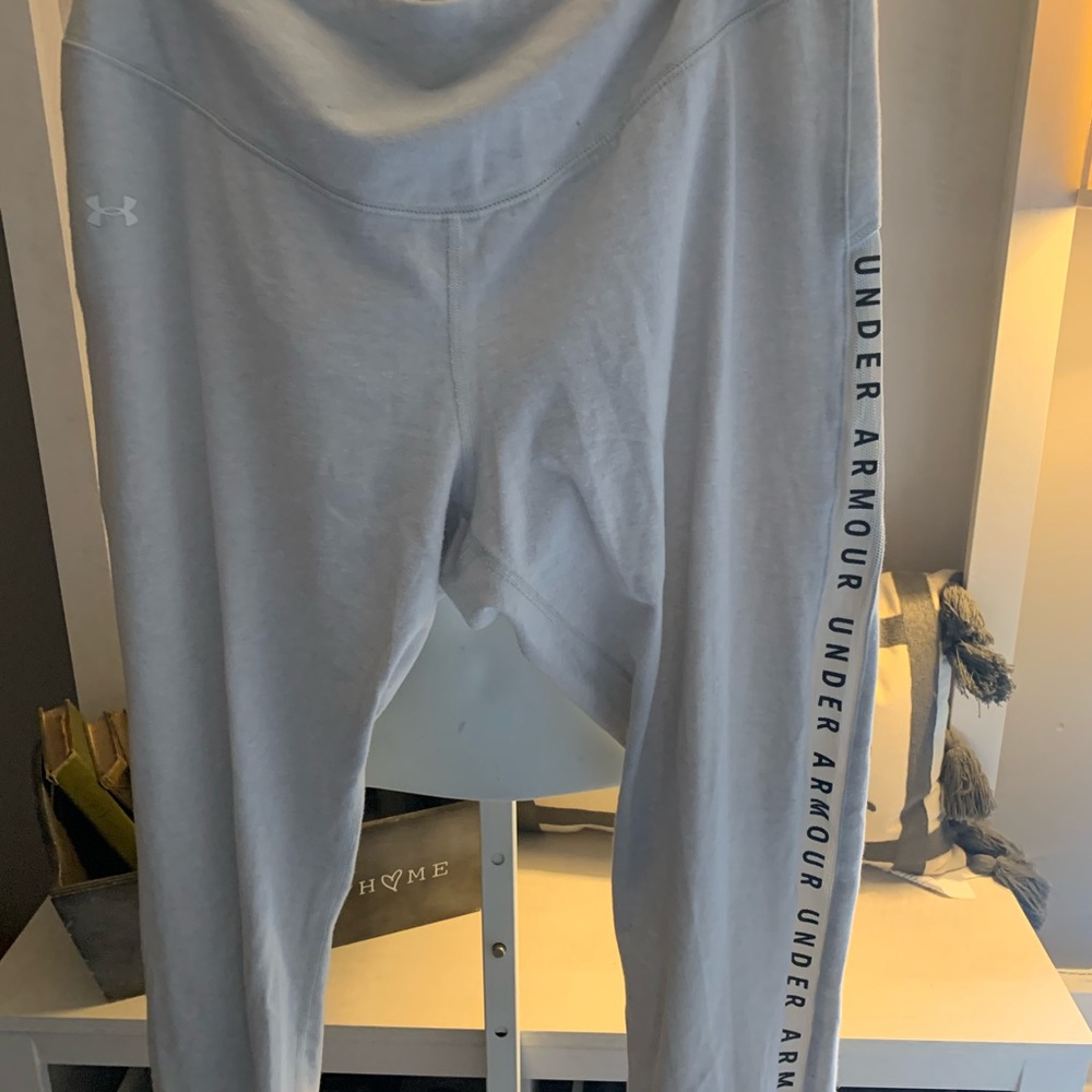 Under Armour shirt and leggings